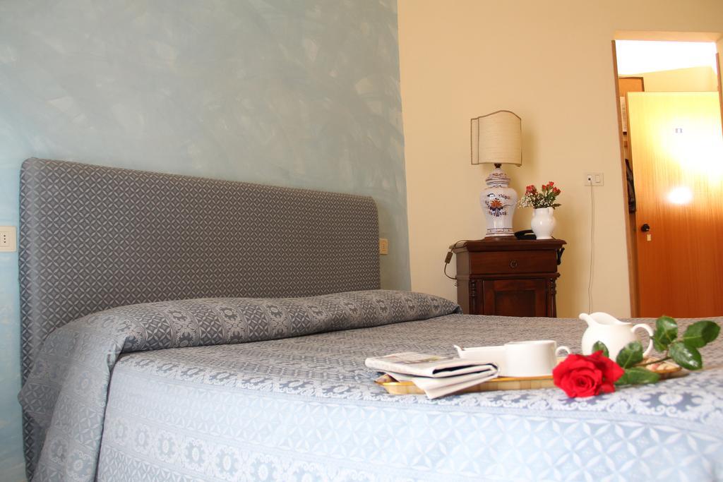 Gemini Camere E Suites Grosseto Exterior foto